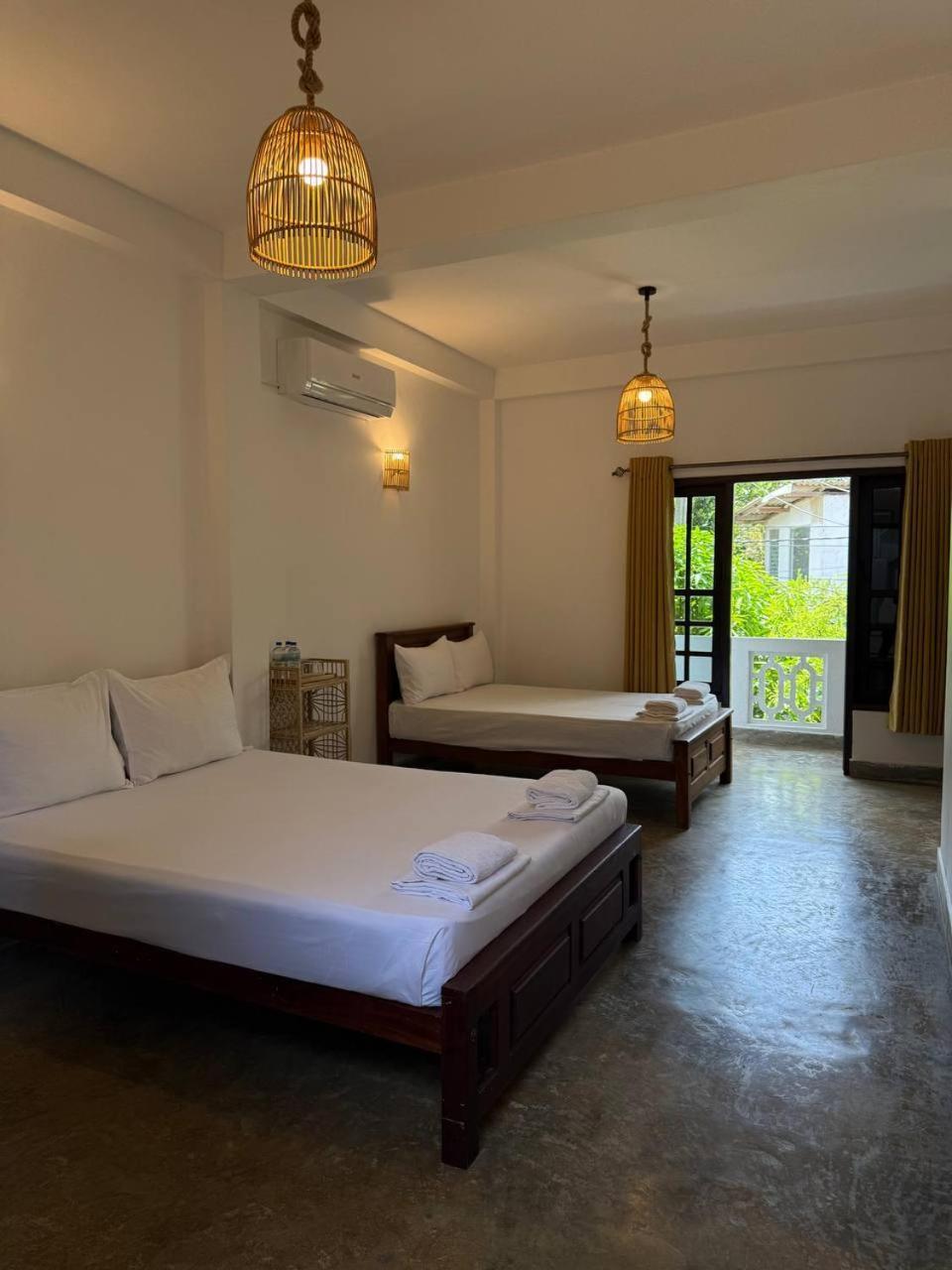 Riverside Cabanas Mirissa Ngoại thất bức ảnh